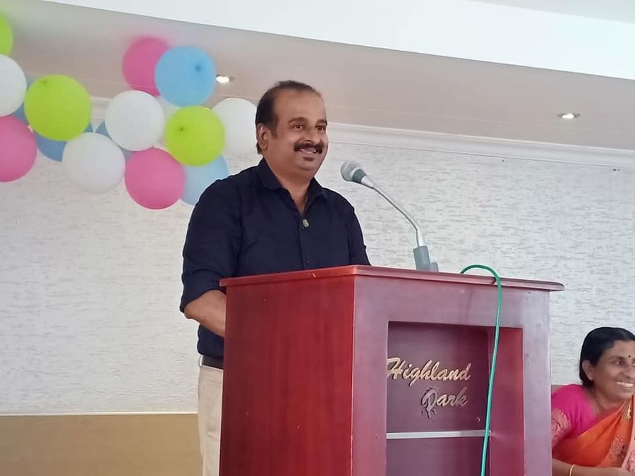 Dr. S.G. Biju addressing an audience